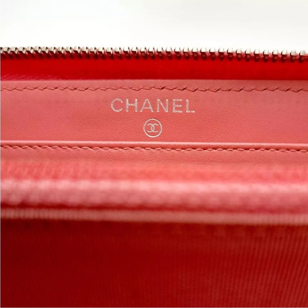 CHANEL Matelasse Patent Quilted Zippy Pink Long Wallet CC + Box - Picture 9 of 13